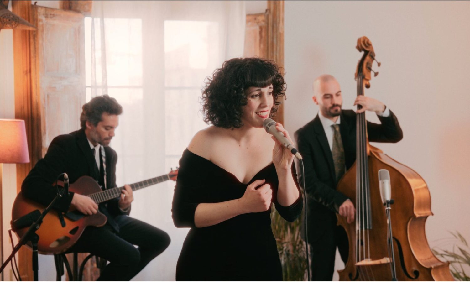 María esteban music