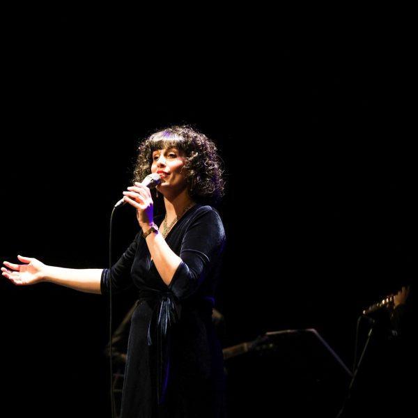 Voces Veladas (25)
